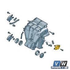 Сервопривод температурной заслонки справа с климат-контролем Volkswagen Tiguan - замена